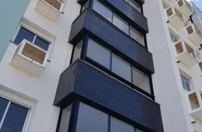 Apartamento com 2 quartos à venda na Avenida Eduardo Prado, 136, Cavalhada, Porto Alegre