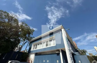Casa comercial com 13 salas para alugar na Rua Doutor Emílio Ribas, 1325, Cambuí, Campinas