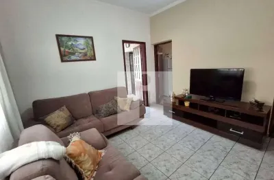Casa térrea à venda na Vila Marieta – Campinas/SP | Com edícula