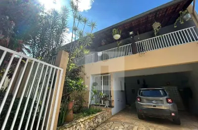 Casa com 5 quartos à venda na Rua Ângela Rossim Beltramelli, 71, Loteamento Parque das Hortências (Sousas), Campinas