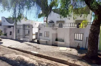 Casa com 3 quartos para alugar na Rua Ismael Carlos, 287, Vila Sônia (Sousas), Campinas