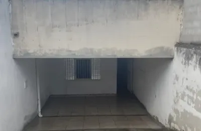 Casa com 2 quartos para alugar na Rua Onze de Agosto, 158, Vila Vermont, Itaquaquecetuba