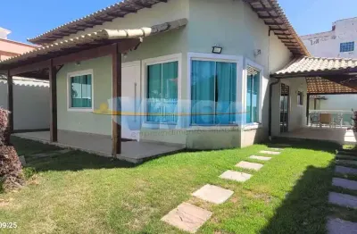 Casa em condomínio fechado com 3 quartos à venda na estrada deodoro de azevedo, ogiva, cabo frio, 95 m2 por r$ 640.000