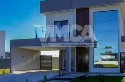 Casa em condomínio fechado com 4 quartos à venda na estrada deodoro de azevedo, ogiva, cabo frio, 200 m2 por r$ 1.590.000