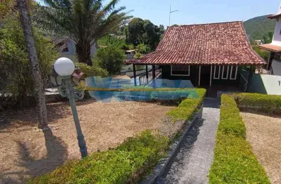 Casa em condomínio fechado com 4 quartos à venda na rua do guriri, peró, cabo frio, 55 m2 por r$ 550.000