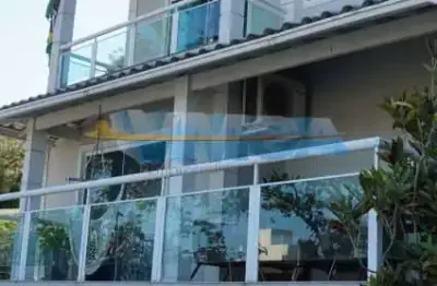 Casa em condomínio fechado com 5 quartos à venda na estrada deodoro de azevedo, ogiva, cabo frio, 385 m2 por r$ 1.700.000