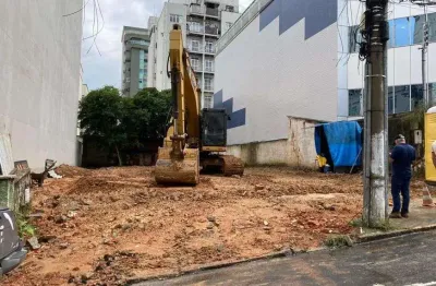 Terreno à venda na Rua Doutor Constantino Paleta, 159, Centro, Juiz de Fora