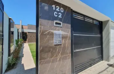 Casa 2 quartos com suíte e quintal pedra de guaratiba rj