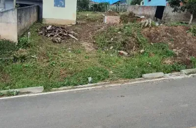 Lote com 500 metros quadrados, bocaiuva do sul com água da sanepar e luz