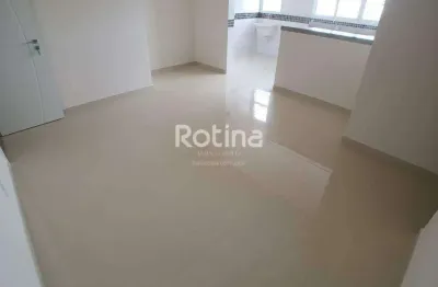 Ótimo apto, com localização privilegiada no bairro pampulha, com elevador, acabamento diferenciado. 2quartos, 1suíte .