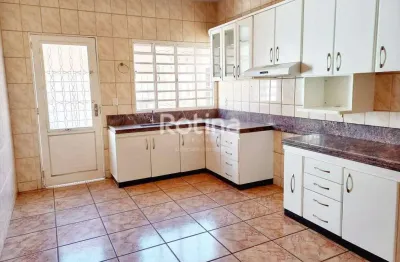 Casa à venda, 3 quartos, cidade jardim - uberlândia/mg - rotina imobiliária