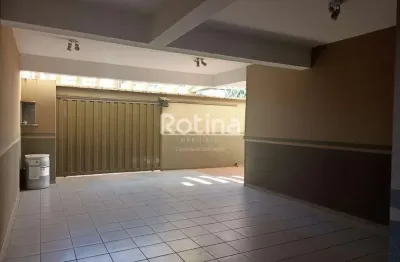 Casa à venda, 7 quartos, santa mônica - uberlândia/mg - rotina imobiliária