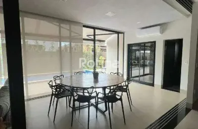 Casa Condomínio Fechado à venda, 4 quartos, Cond. Cyrela Buritis - Uberlândia/MG - Rotina Imobiliária