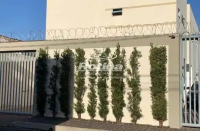 Casa à venda, 2 quartos, vigilato pereira - uberlândia/mg - rotina imobiliária