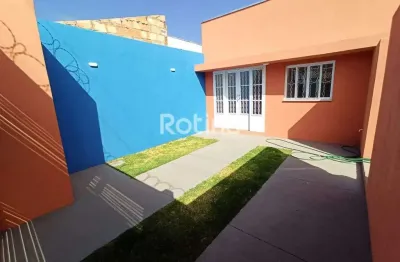 Casa à venda, 2 quartos, laranjeiras - uberlândia/mg - rotina imobiliária