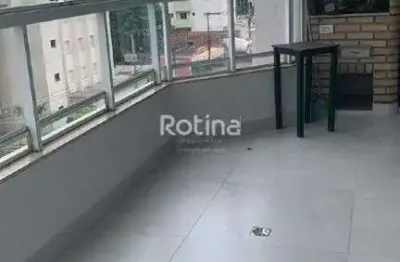 Excelente apto, alto padrão, todo com armários, sala 3 ambientes, lavabo, 3 suítes, escritório, dependência completa de empregada, 2 vagas.