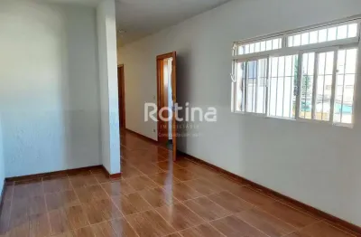Casa comercial à venda, 6 quartos, saraiva - uberlândia/mg - rotina imobiliária