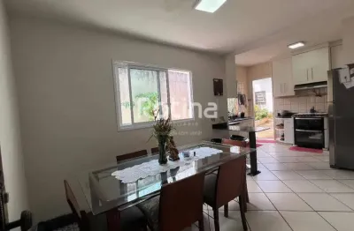 Casa à venda, 3 quartos, são jorge - uberlândia/mg - rotina imobiliária