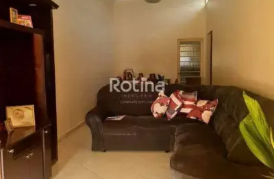Casa à venda, 3 quartos, brasil - uberlândia/mg - rotina imobiliária