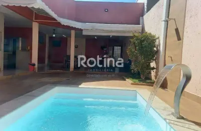 Casa à venda, 3 quartos, nossa senhora aparecida - uberlândia/mg - rotina imobiliária