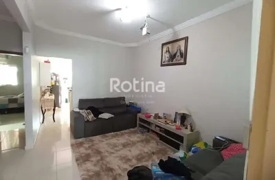 Casa à venda, 3 quartos, jardim patrícia - uberlândia/mg - rotina imobiliária
