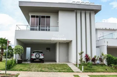 Casa condomínio fechado, 4 suítes, no bairro cond. splendido