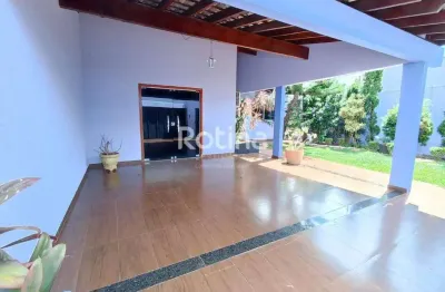 Casa à venda, 2 quartos, santa mônica - uberlândia/mg - rotina imobiliária
