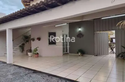 Casa à venda, 5 quartos, carajás - uberlândia/mg - rotina imobiliária