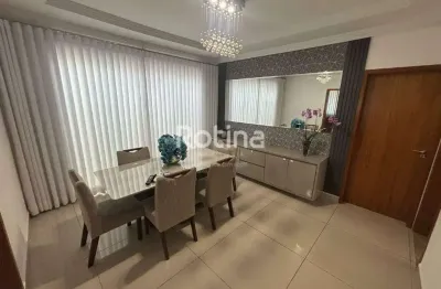 Casa à venda, 4 quartos, cidade jardim - uberlândia/mg - rotina imobiliária