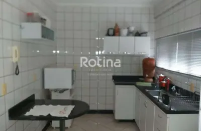 Apartamento à venda, 3 quartos, osvaldo rezende - uberlândia/mg - rotina imobiliária