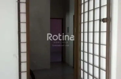 Casa à venda, 2 quartos, chacaras tubalina e quartel - uberlândia/mg - rotina imobiliária