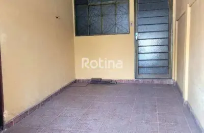 Casa com 3 quartos à venda na Rua Pedro Quirino da Silva, --, Nossa Senhora das Graças, Uberlândia
