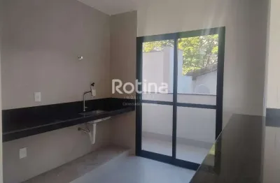 Apartamento com 3 quartos à venda na Rua Péricles Vieira da Mota, --, Santa Mônica, Uberlândia