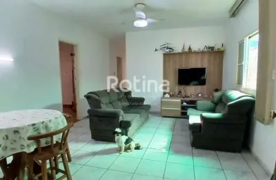 Casa à venda, 3 quartos, santa rosa - uberlândia/mg - rotina imobiliária