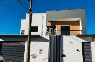 Casa à venda, 3 quartos, novo mundo - uberlândia/mg - rotina imobiliária