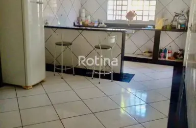 Casa à venda, 2 quartos, jardim canaã - uberlândia/mg - rotina imobiliária