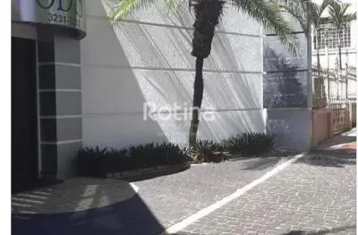 Casa comercial à venda, fundinho - uberlândia/mg - rotina imobiliária