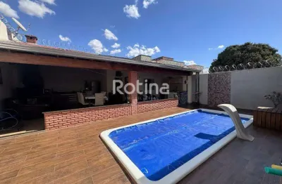 Casa à venda, 3 quartos, segismundo pereira - uberlândia/mg - rotina imobiliária