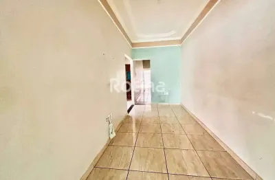 Casa à venda, 2 quartos, luizote de freitas - uberlândia/mg - rotina imobiliária