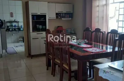 Apartamento à venda, 4 quartos, santa mônica - uberlândia/mg - rotina imobiliária