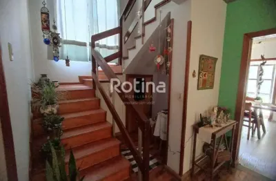 Casa à venda, 5 quartos, santa mônica - uberlândia/mg - rotina imobiliária