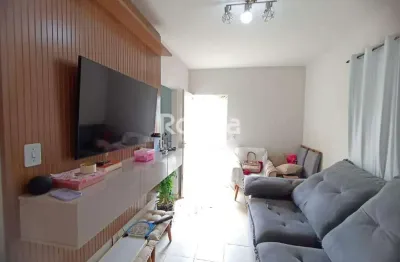 Casa à venda, 2 quartos, jardim holanda - uberlândia/mg - rotina imobiliária