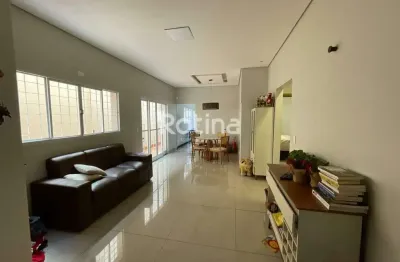 Casa à venda, 3 quartos, jardim inconfidência - uberlândia/mg - rotina imobiliária
