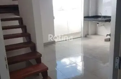 Cobertura com 3 quartos à venda na Rua Voluntários da Pátria, --, Tubalina, Uberlândia