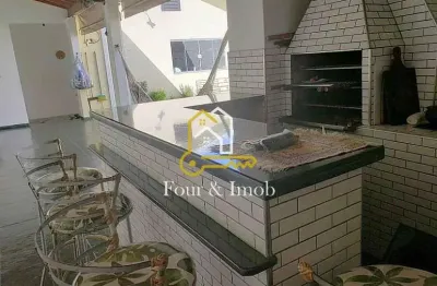 Casa com 4 quartos à venda na Avenida Espírito Santo, Jardim Brasil (Vila Xavier), Araraquara