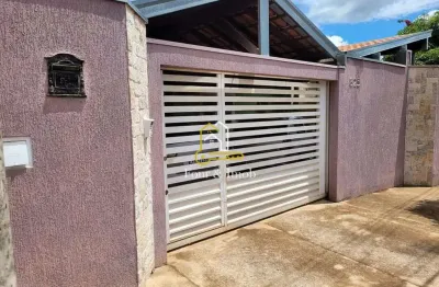 Casa com 2 quartos à venda na Rua Achile Aderico Basone, Jardim Uirapuru, Araraquara