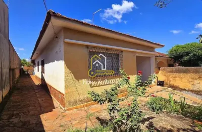 Casa com 3 quartos à venda na Rua Álvaro Waldemar Colino, Vila Melhado, Araraquara
