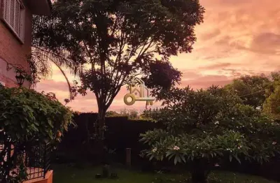 Casa com 3 quartos à venda na Avenida Luiza Helena de Barros, Vila do Servidor, Araraquara