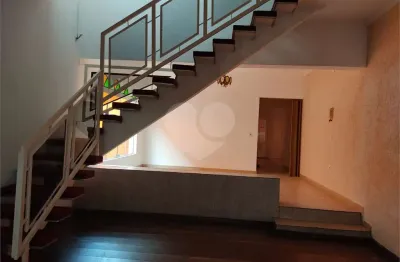 Sobrado à venda com 4 quartos, sendo 1 suíte,  em cidade jardim cumbica, guarulhos - sp