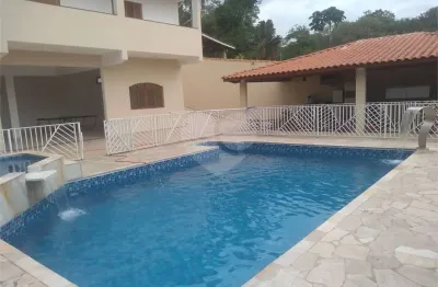 Chácara à venda com 4 quartos, sendo 4 suítes,  em pirucaia, mairiporã - sp